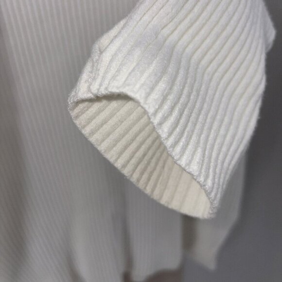 Abercrombie & Fitch Soft A&F Sweater Off White Ribbed V-Neck Size Small 21" U2U - Picture 4 of 6